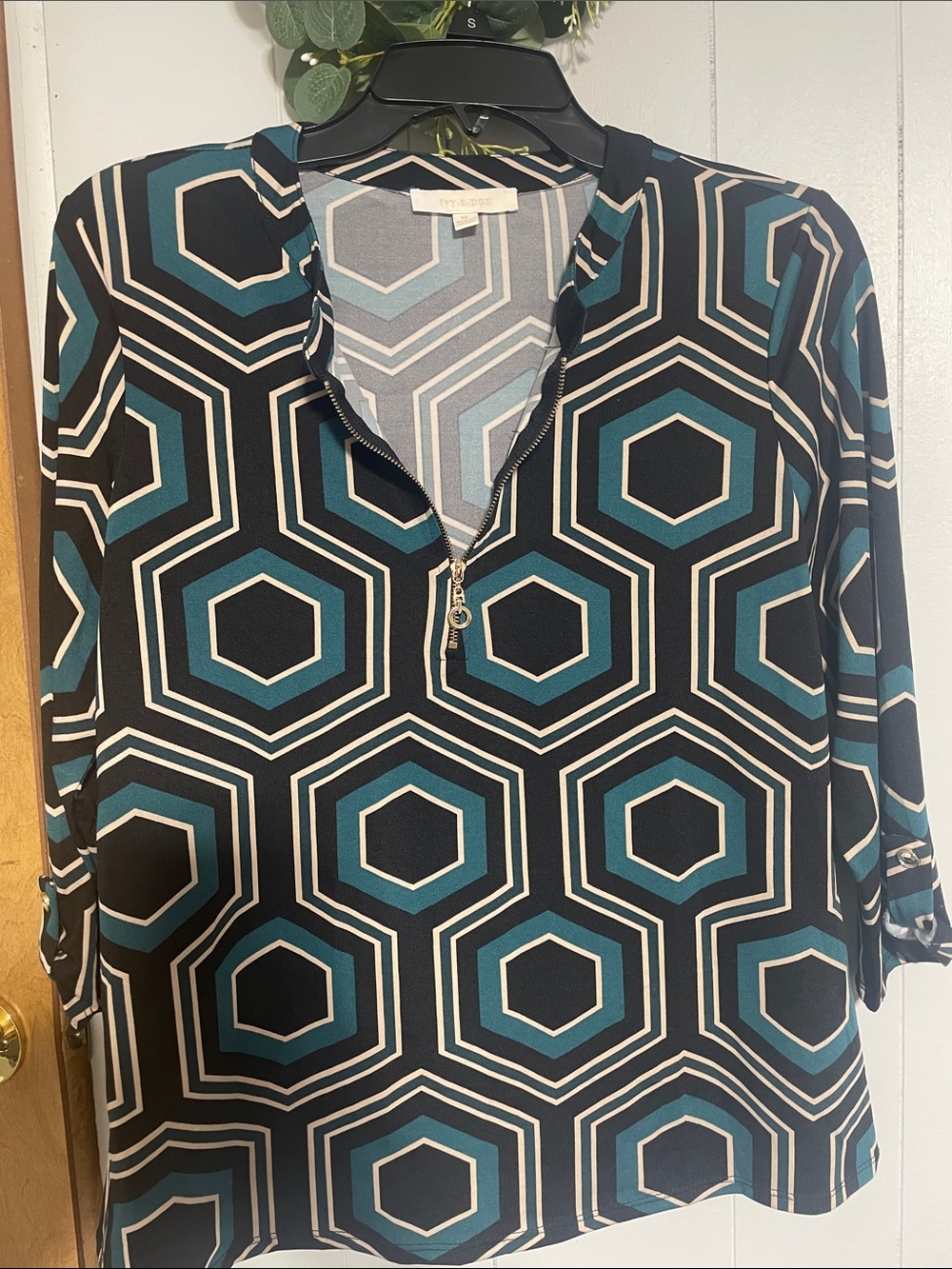 NY Collection Teal and Black Geometric Zip-Front Tunic Top